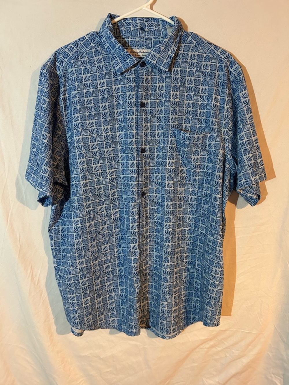 Tommy Bahama Blue Short-Sleeve Button-Down with White Tile Print